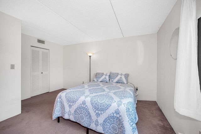 49 Melrose St 4B, Melrose, MA 02176