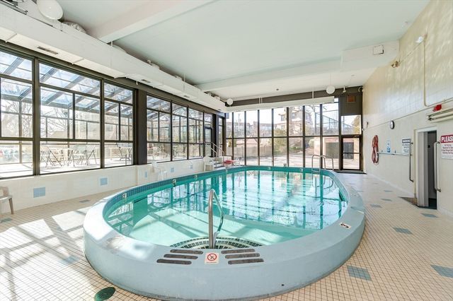 49 Melrose St 4B, Melrose, MA 02176