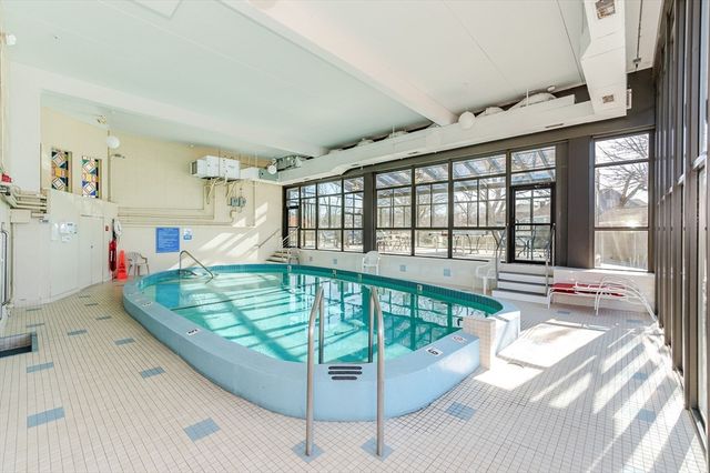 49 Melrose St 4B, Melrose, MA 02176