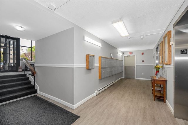 49 Melrose St 4B, Melrose, MA 02176