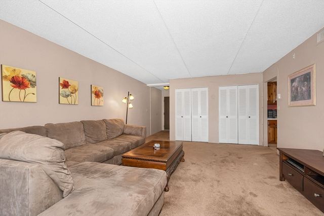 49 Melrose St 4B, Melrose, MA 02176