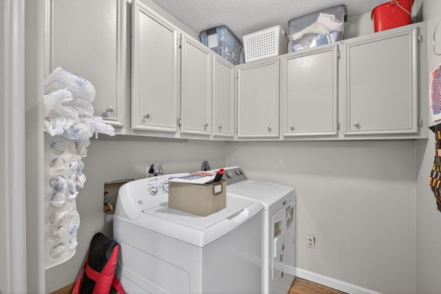 105 Wellington Cir., Hattiesburg, MS 39402