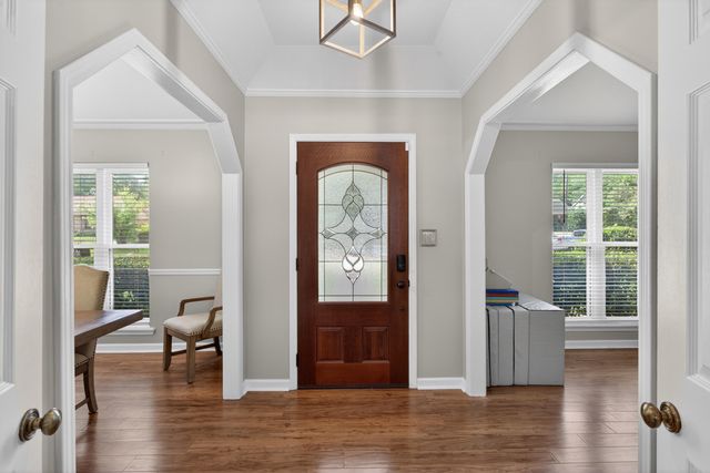 105 Wellington Cir., Hattiesburg, MS 39402