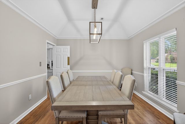 105 Wellington Cir., Hattiesburg, MS 39402