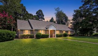 105 Wellington Cir., Hattiesburg, MS 39402