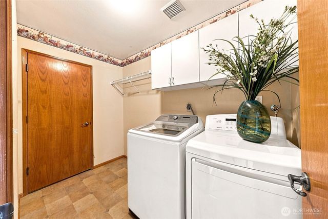 3060 Link Avenue, Enumclaw, WA 98022