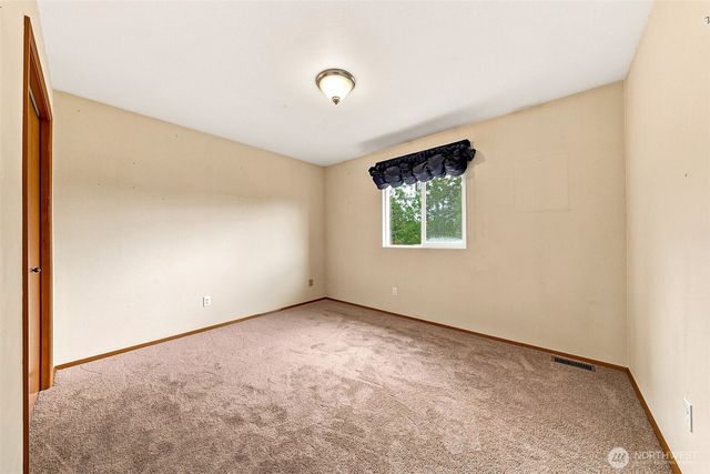3060 Link Avenue, Enumclaw, WA 98022