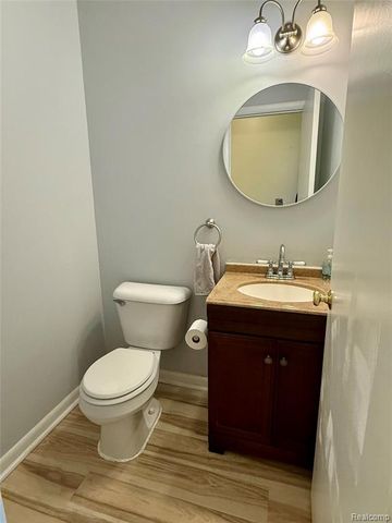 420 Stratford Road, Ferndale, MI 48220