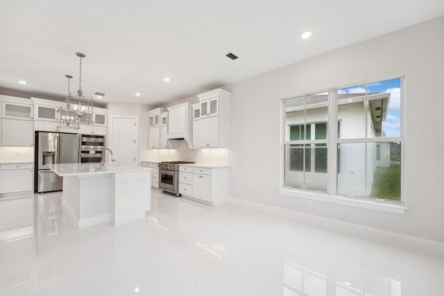 10209 NW Field Flower Trail 231, Port St Lucie, FL 34987