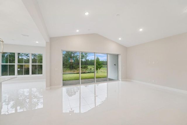 10209 NW Field Flower Trail 231, Port St Lucie, FL 34987