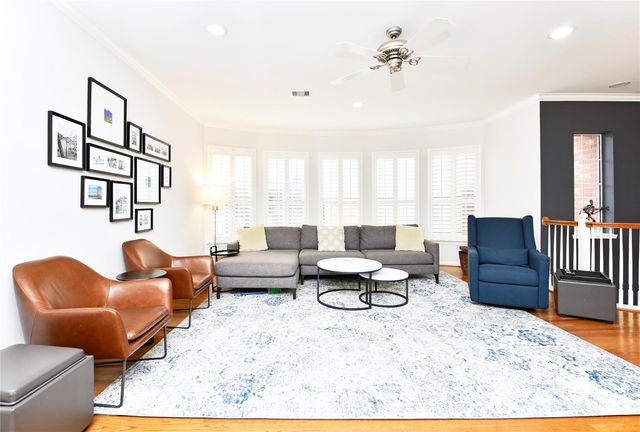 2645 Helena Street, Houston, TX 77006