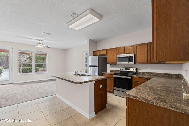 625 OAKLEAF PLANTATION Parkway 1218, Orange Park, FL 32065