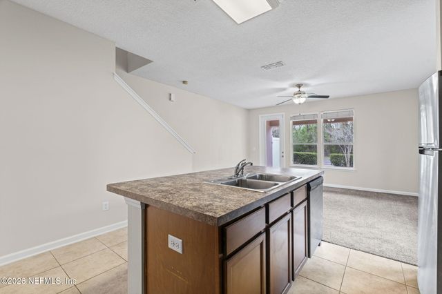 625 OAKLEAF PLANTATION Parkway 1218, Orange Park, FL 32065