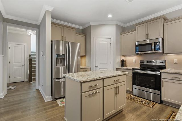 88 Spruce Hollow Circle, Spring Lake, NC 28390