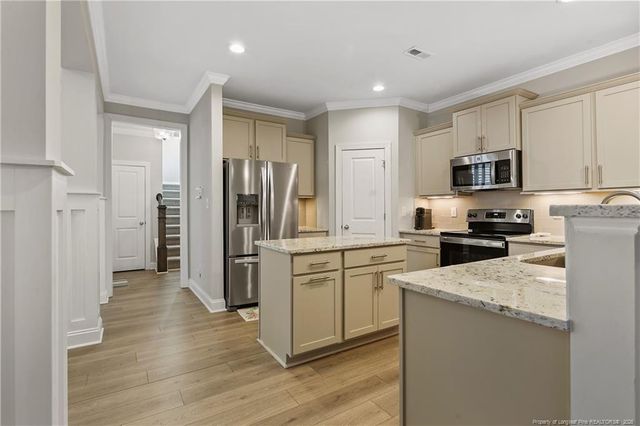 88 Spruce Hollow Circle, Spring Lake, NC 28390