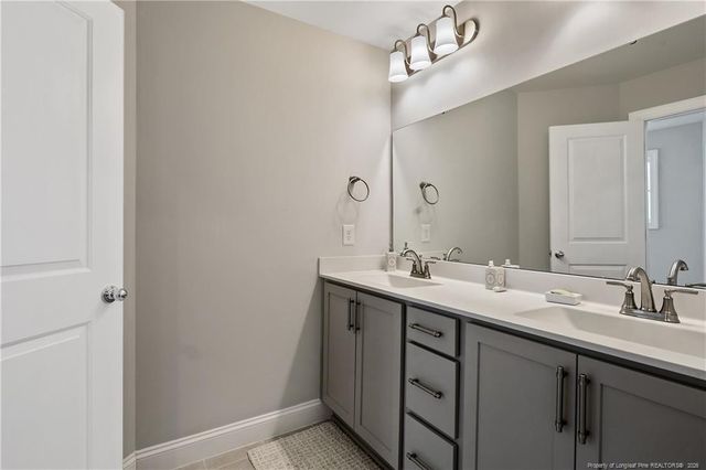 88 Spruce Hollow Circle, Spring Lake, NC 28390