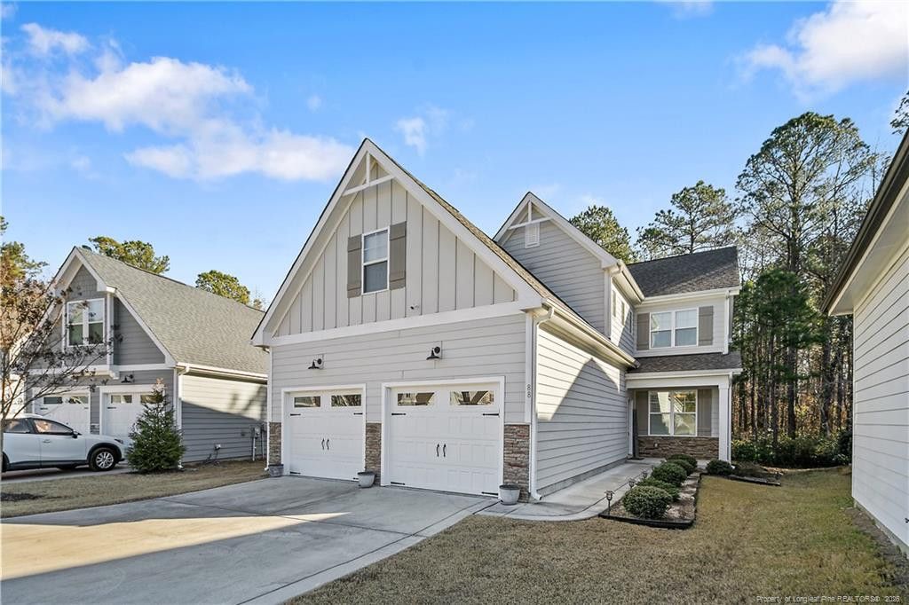 88 Spruce Hollow Circle, Spring Lake, NC 28390
