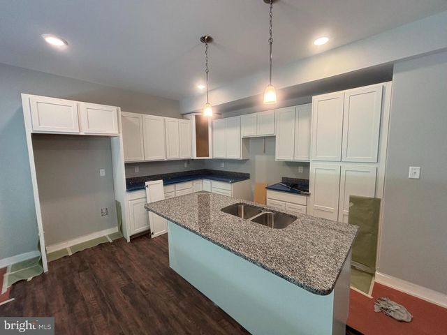 1079 DIANNE DR, Waynesboro, PA 17268