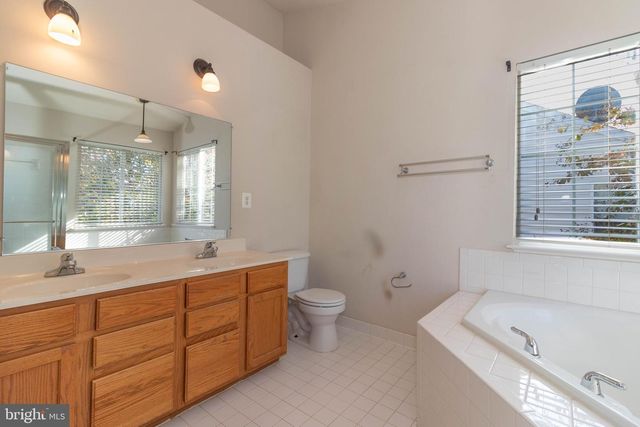 6758 SUTTON OAKS WAY, Gainesville, VA 20155