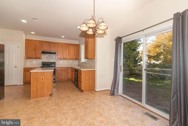 6758 SUTTON OAKS WAY, Gainesville, VA 20155