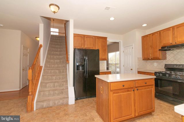 6758 SUTTON OAKS WAY, Gainesville, VA 20155
