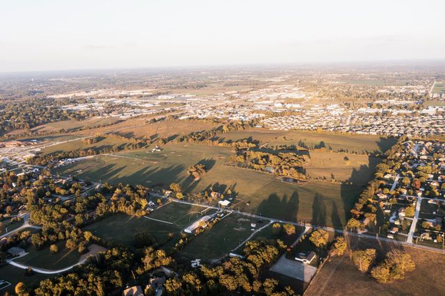 4465 N Fremont Road, Nixa, MO 65714