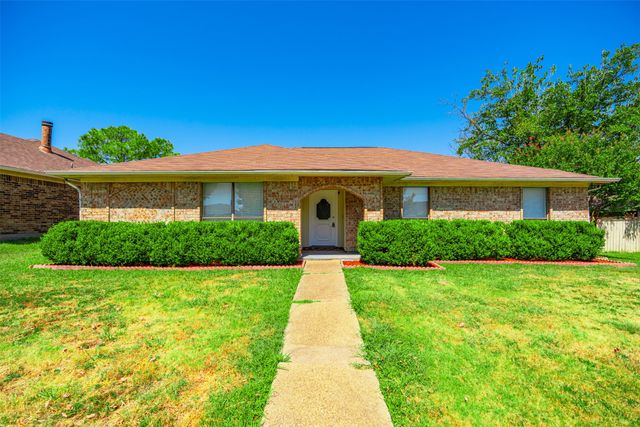 2517 Trenton Drive, Mesquite, TX 75150