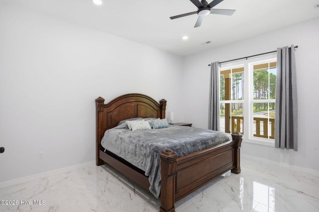 2102 Midway Road SE, Bolivia, NC 28422