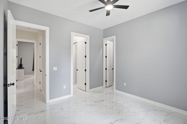 2102 Midway Road SE, Bolivia, NC 28422