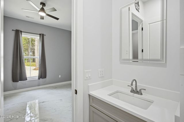 2102 Midway Road SE, Bolivia, NC 28422