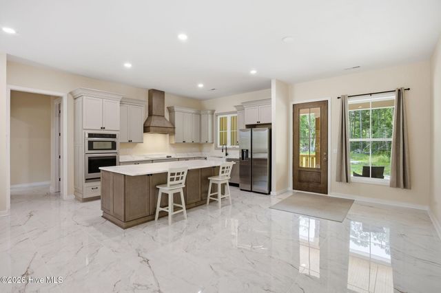 2102 Midway Road SE, Bolivia, NC 28422
