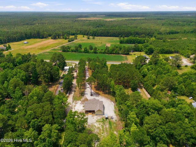 2102 Midway Road SE, Bolivia, NC 28422