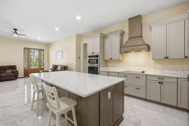 2102 Midway Road SE, Bolivia, NC 28422