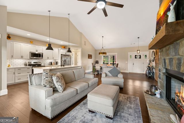 367 Highpoint Trail, Blairsville, GA 30512