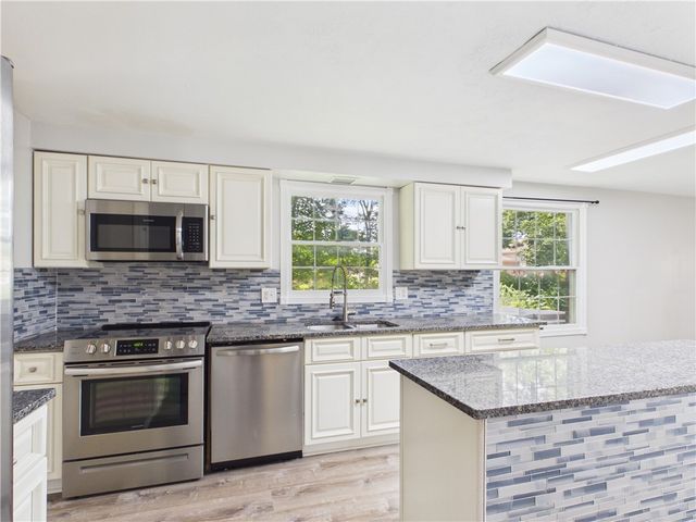 6500 Kevton Court, Clayton, OH 45415