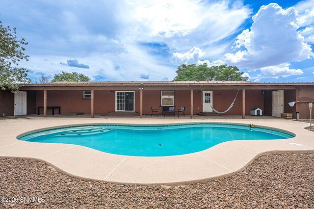 3710 Bales Road, Las Cruces, NM 88007
