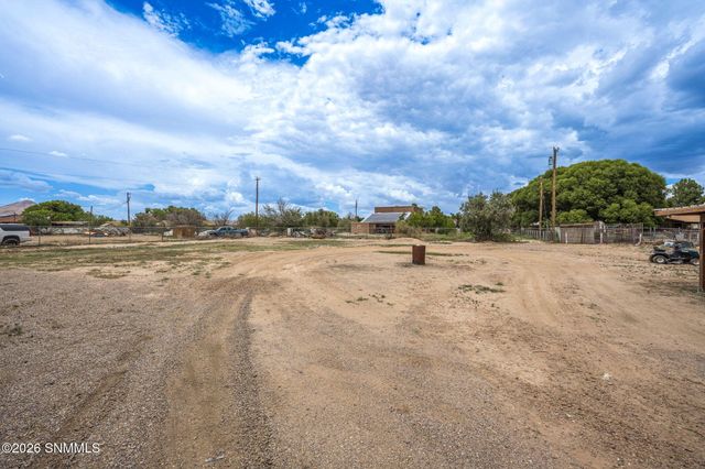 3710 Bales Road, Las Cruces, NM 88007
