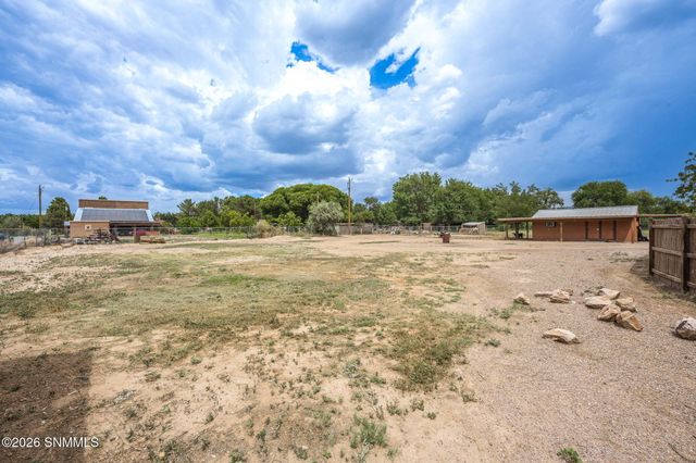 3710 Bales Road, Las Cruces, NM 88007
