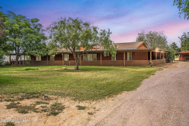 3710 Bales Road, Las Cruces, NM 88007
