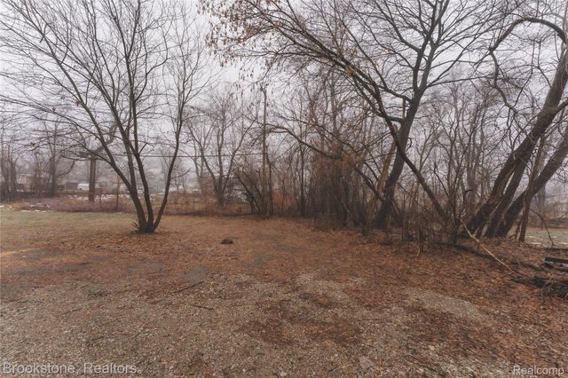 438 Franklin Road, Pontiac, MI 48341