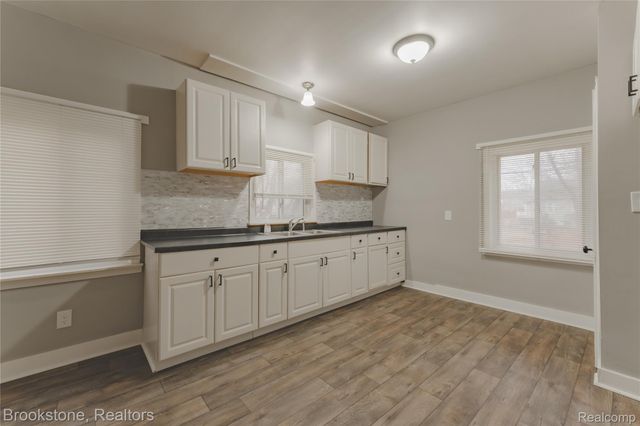 438 Franklin Road, Pontiac, MI 48341