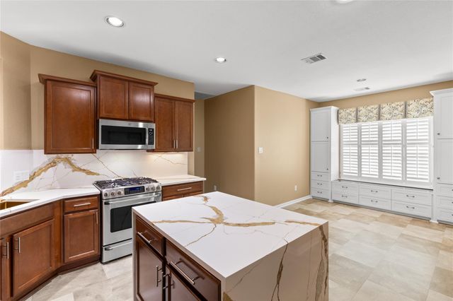 3317 Oak Dale Way, Seabrook, TX 77586