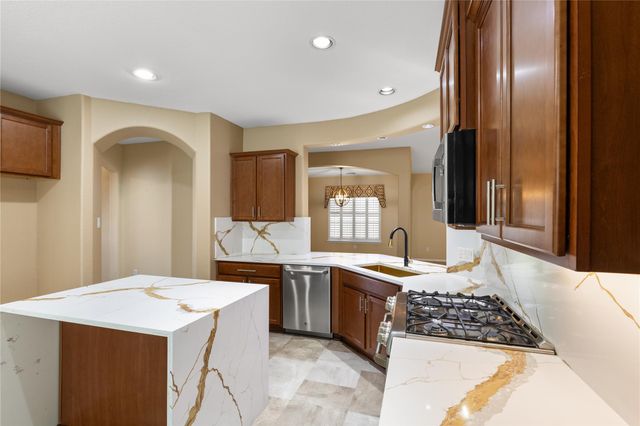 3317 Oak Dale Way, Seabrook, TX 77586