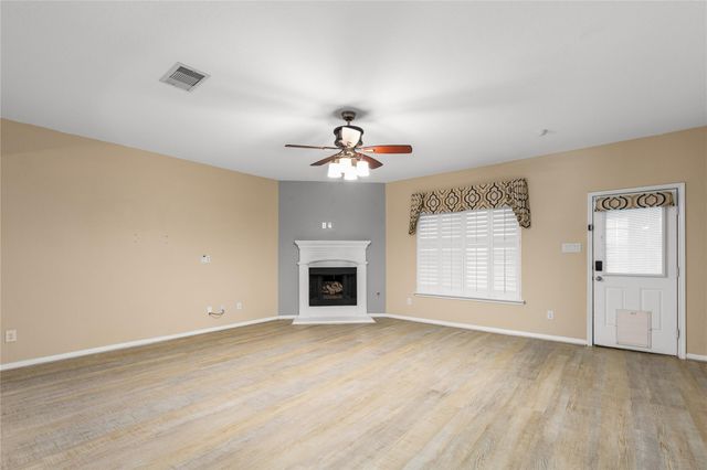 3317 Oak Dale Way, Seabrook, TX 77586