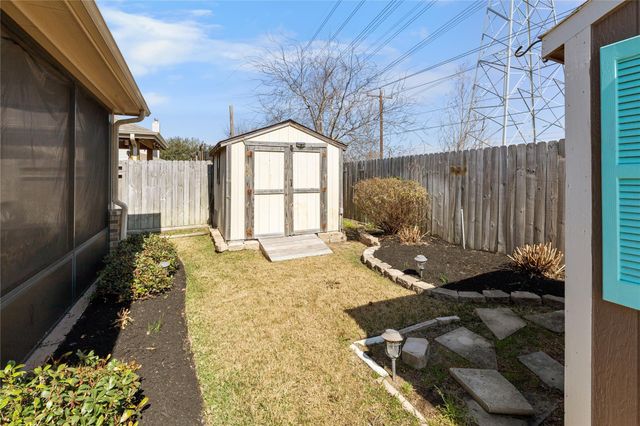 3317 Oak Dale Way, Seabrook, TX 77586