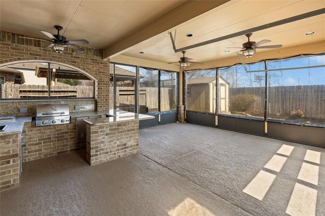 3317 Oak Dale Way, Seabrook, TX 77586