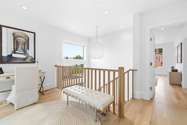 11 Hubbard Avenue, Cambridge, MA 02140