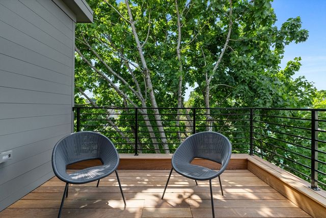 11 Hubbard Avenue, Cambridge, MA 02140