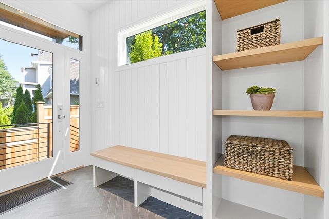 11 Hubbard Avenue, Cambridge, MA 02140