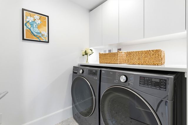 11 Hubbard Avenue, Cambridge, MA 02140